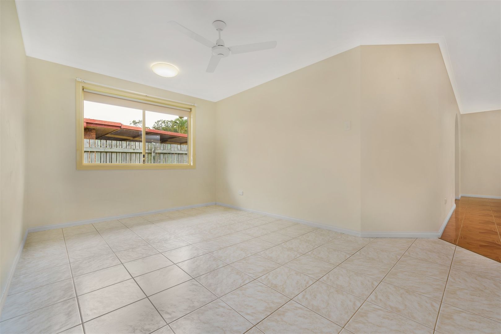 6 Belah Court, Boyne Island QLD 4680, Image 2