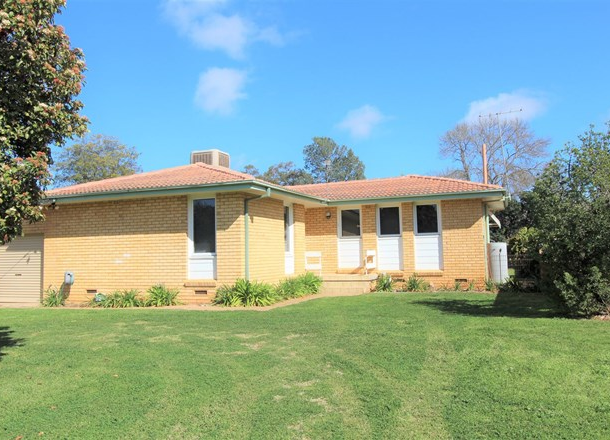 12 Marcus Street, Griffith NSW 2680