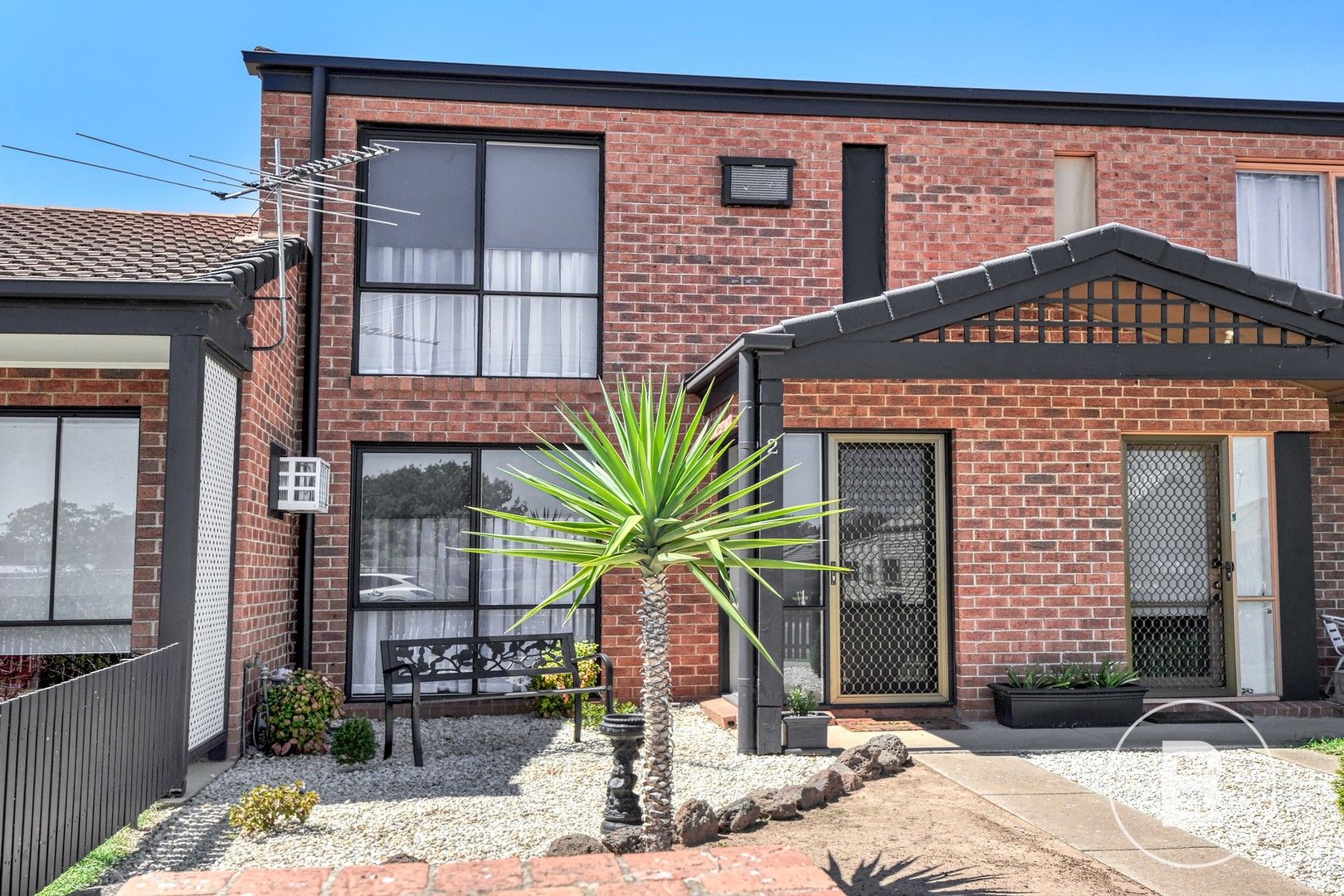 2/94 Burns Street, Maryborough VIC 3465, Image 0