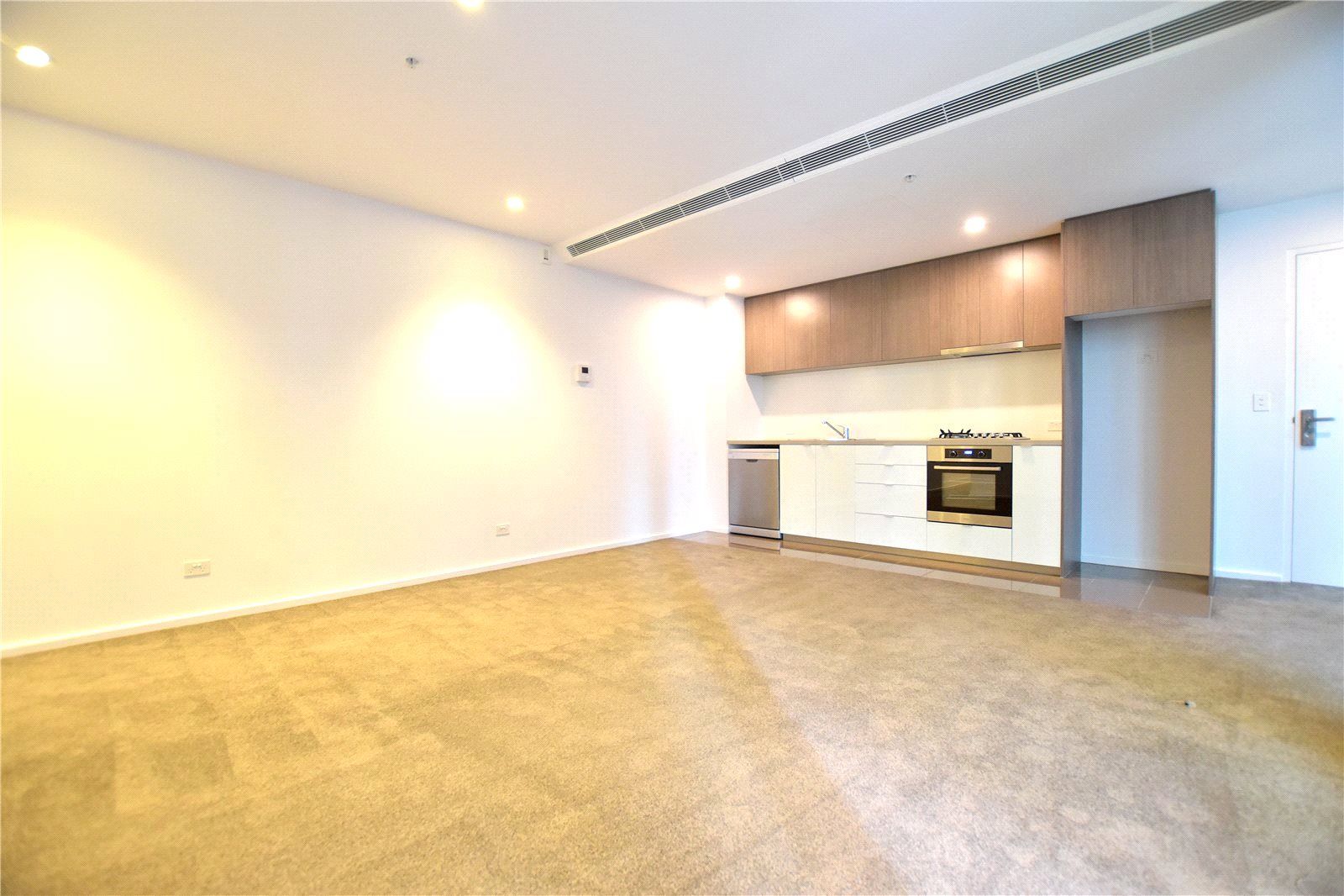 2 bedrooms Apartment / Unit / Flat in 205/98 Fawkner Street SOUTHBANK VIC, 3006