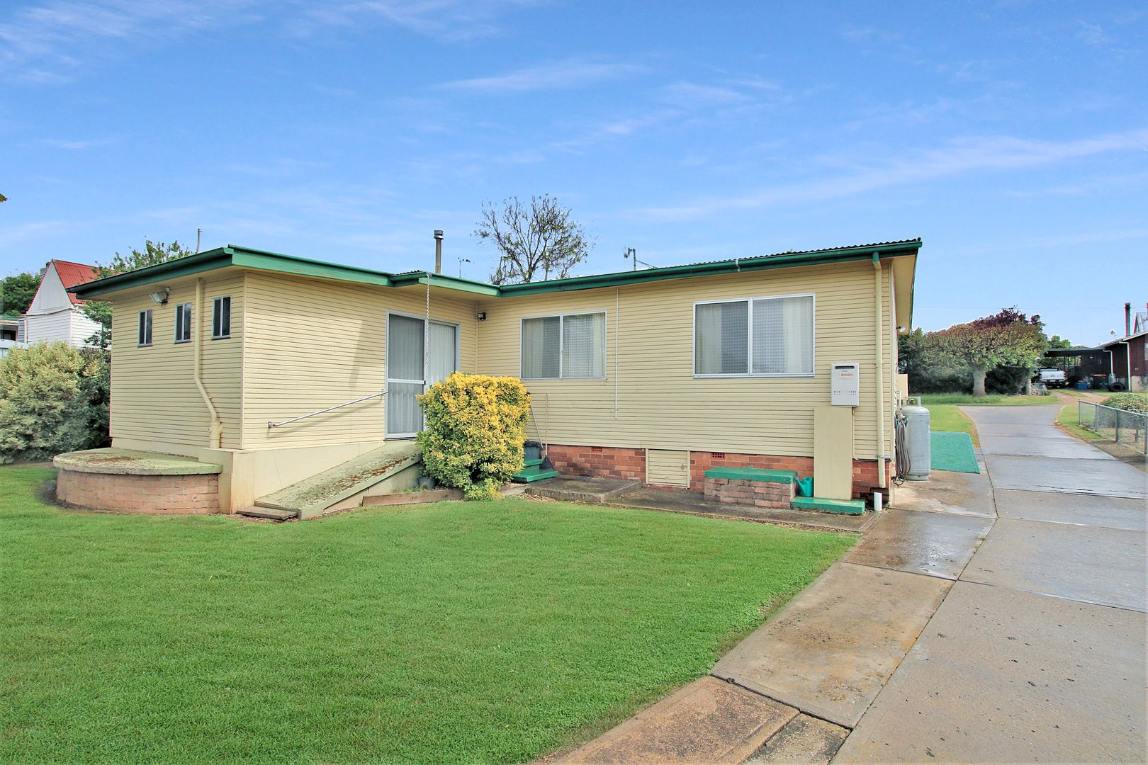 8 York Street, Adaminaby NSW 2629, Image 2