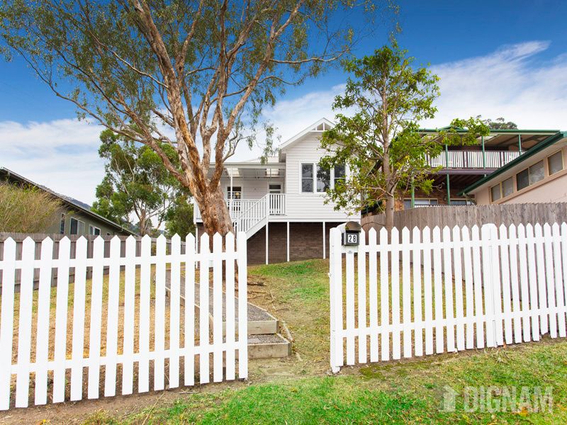 28 Mountain Road, Austinmer NSW 2515, Image 1