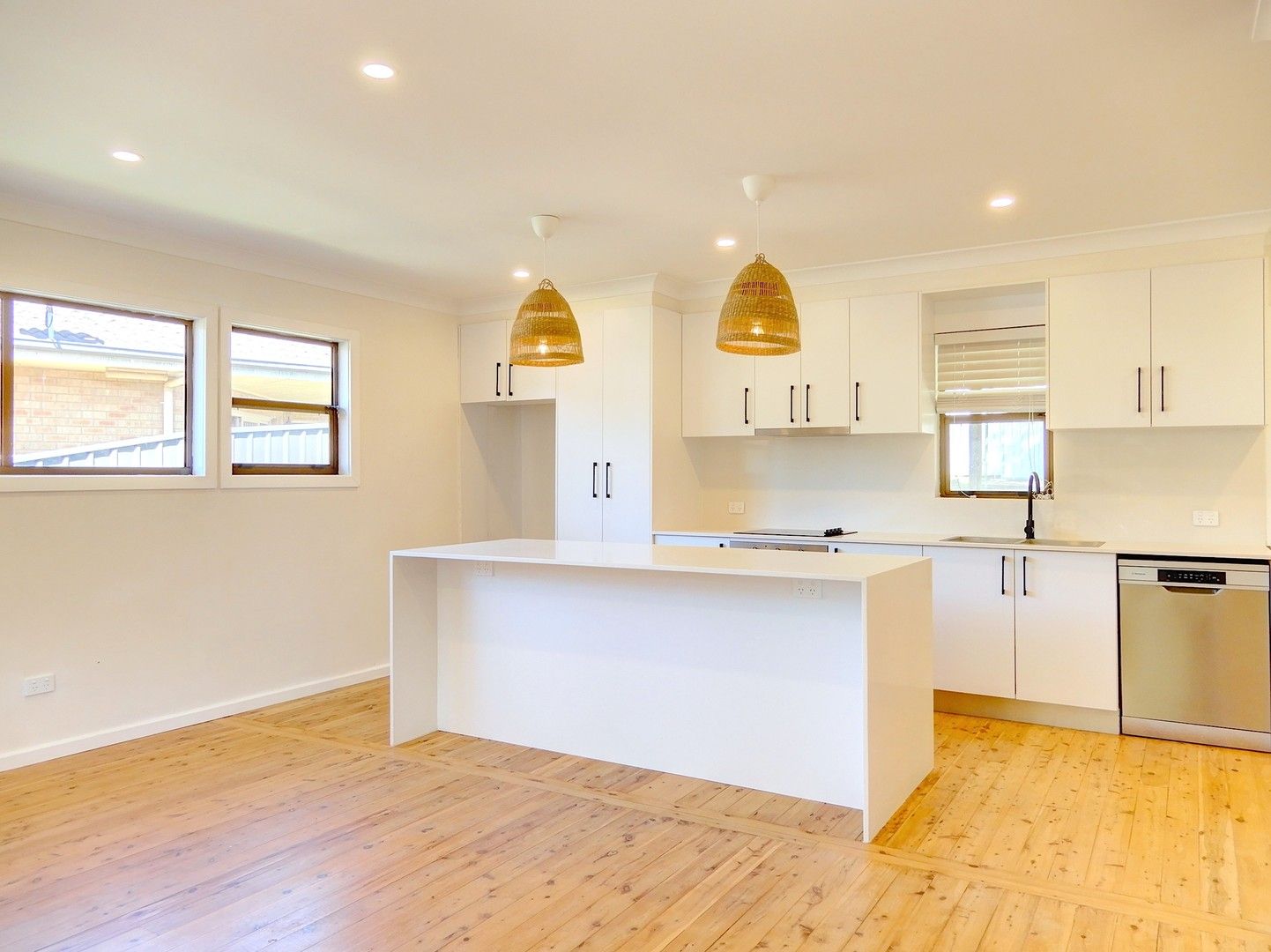 3 bedrooms House in 18 Jarrett St WARATAH WEST NSW, 2298