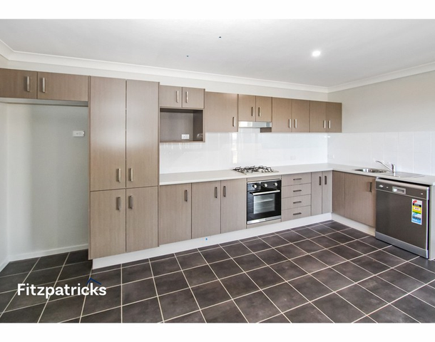 2/16 Turramia Crescent, Gobbagombalin NSW 2650