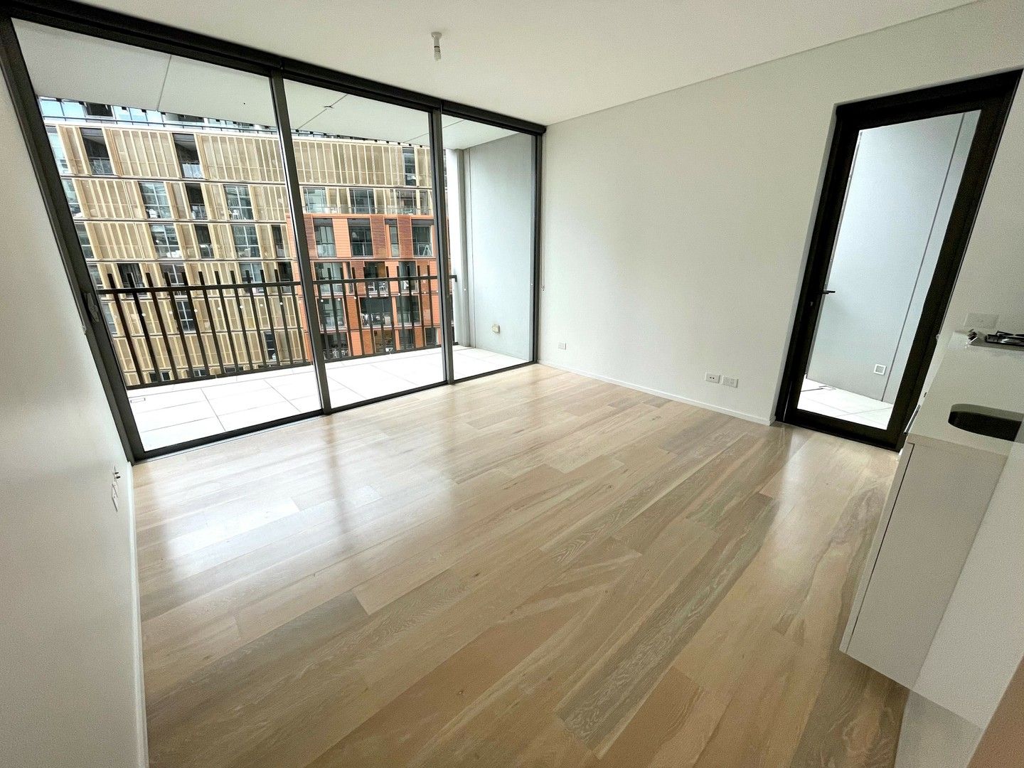1 bedrooms Apartment / Unit / Flat in 18 Park Lane CHIPPENDALE NSW, 2008
