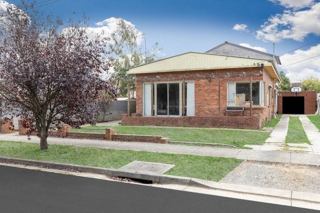 Picture of 20 Linden Avenue, WENDOUREE VIC 3355