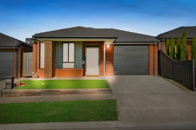 Picture of 34 Sallybank Crescent, WOLLERT VIC 3750