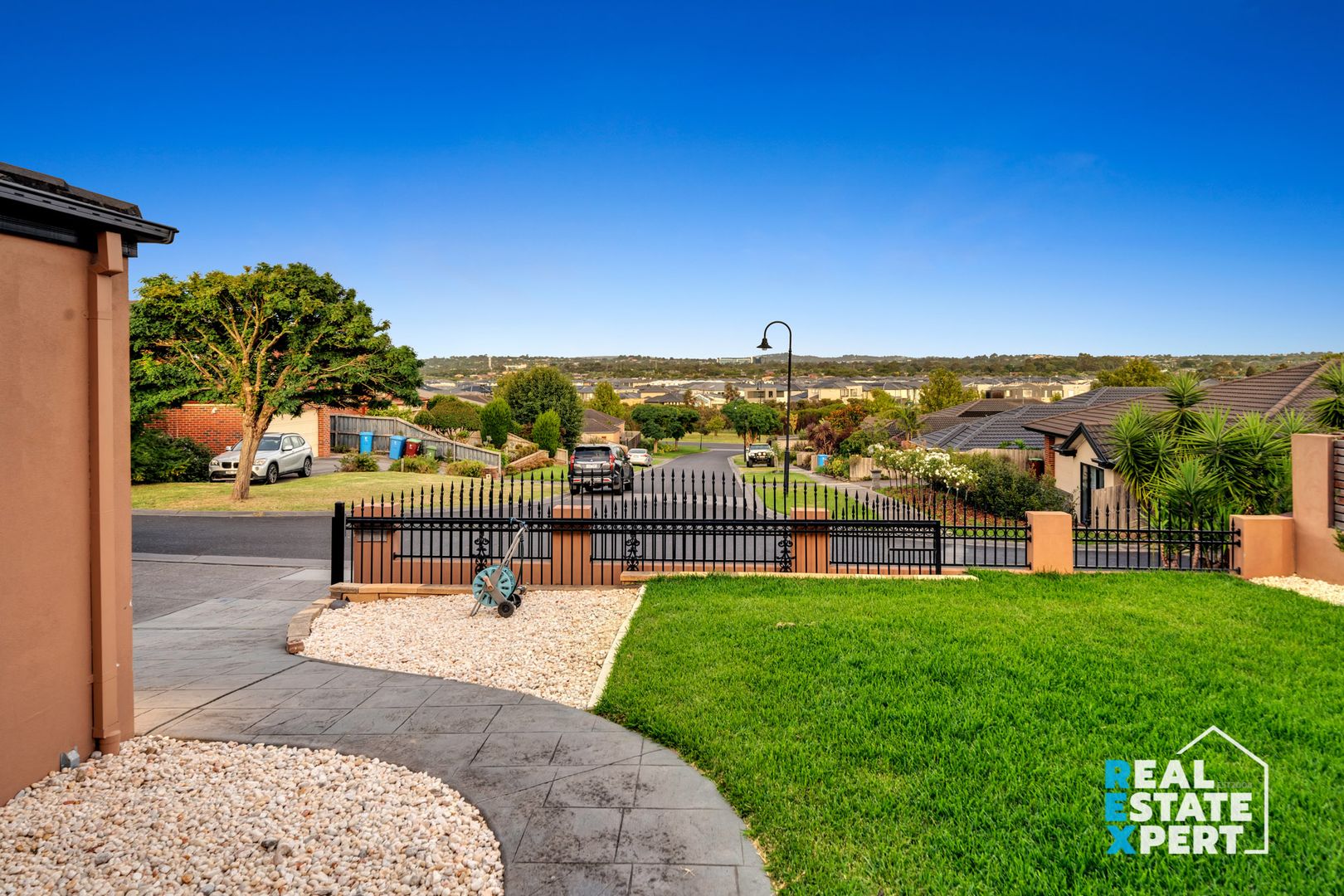 7 Cremona Place, Narre Warren South VIC 3805, Image 2