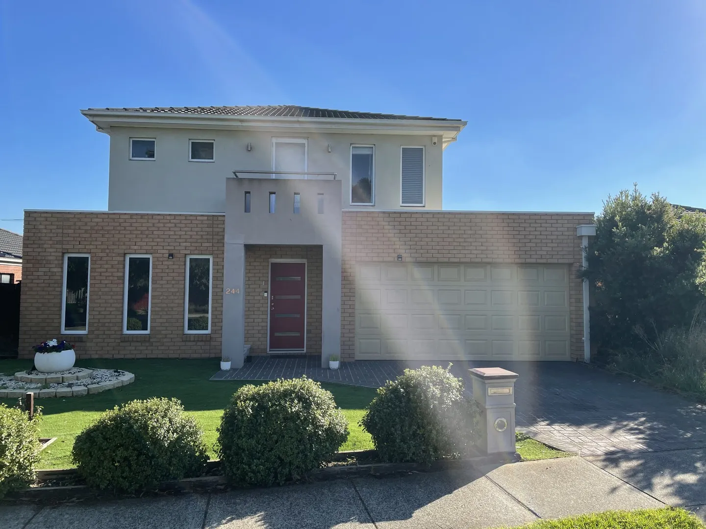 Spacious Double-Storey Family Home in Prestigious Featherbrook Estate, Point Cook