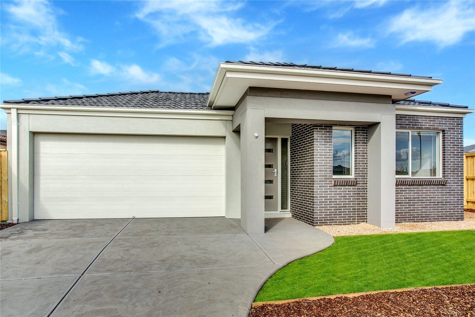 4 bedrooms House in 3 Spinner Way POINT COOK VIC, 3030