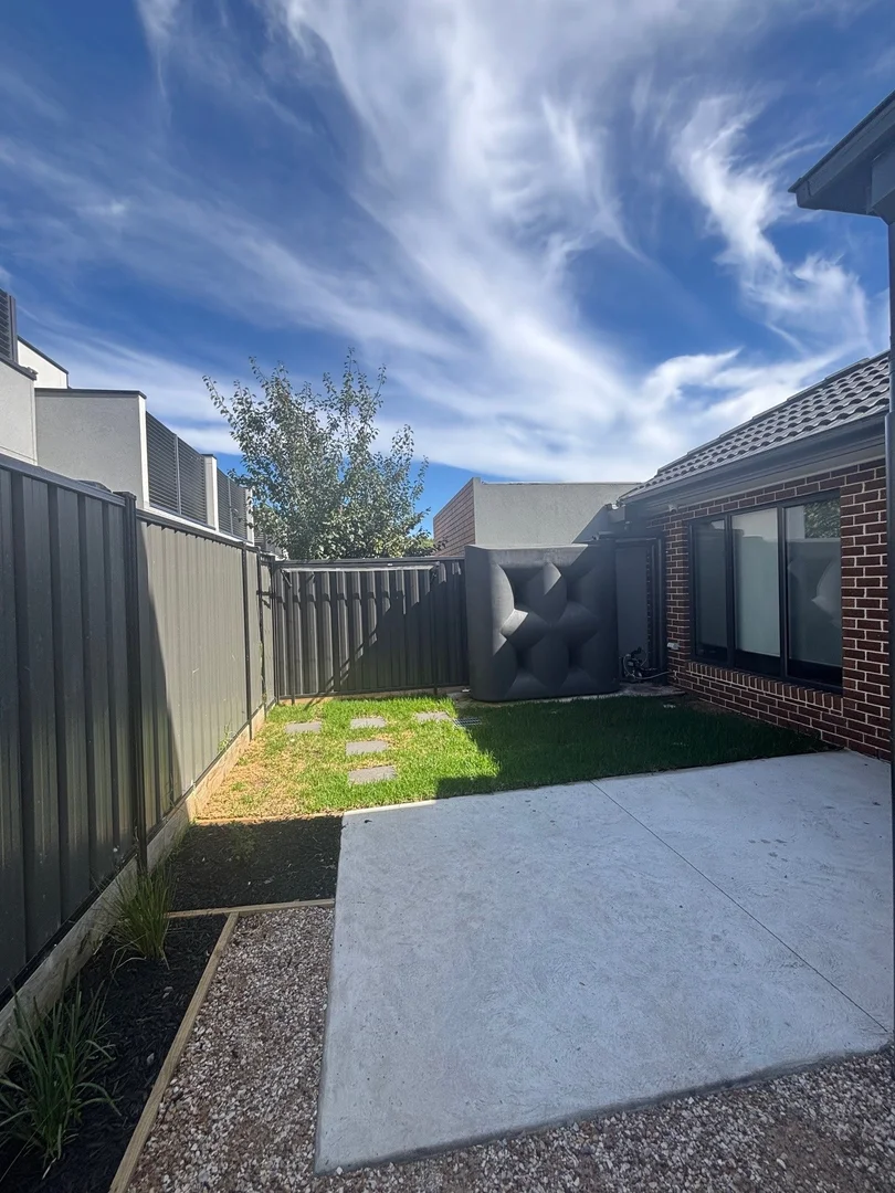 Additional image 8 of 3/13 Kingsway Drive, Lalor VIC 3075