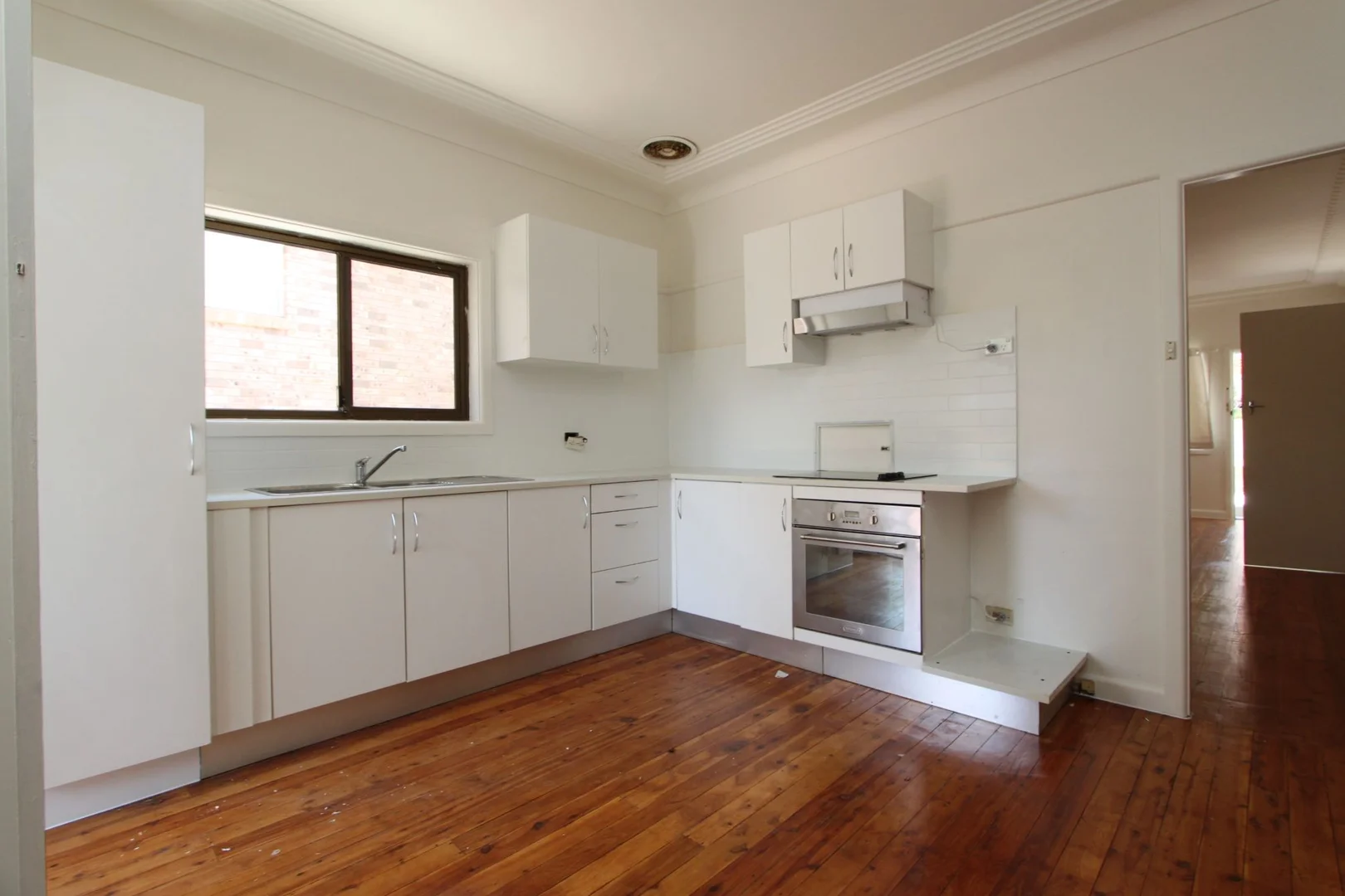 Additional image 3 of 11 Macquarie Road, Earlwood NSW 2206