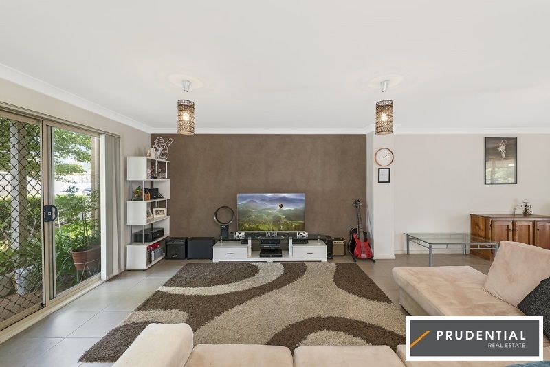 17 Hollyoake Circuit, Bardia NSW 2565, Image 2