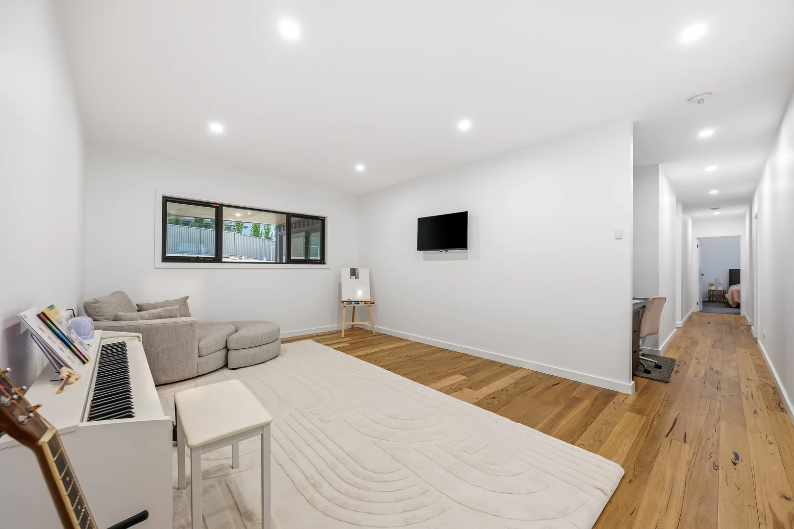 Additional image 19 of 10 Home Valley Chase, Brown Hill VIC 3350