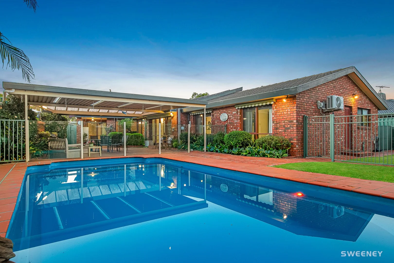 10 Investigator Grove, Altona Meadows VIC 3028