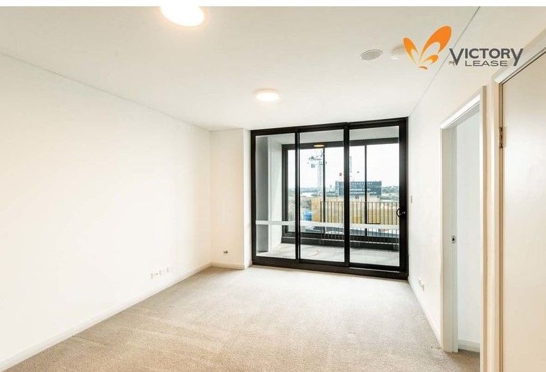 2 bedrooms Apartment / Unit / Flat in 1211/10 Burroway Road WENTWORTH POINT NSW, 2127