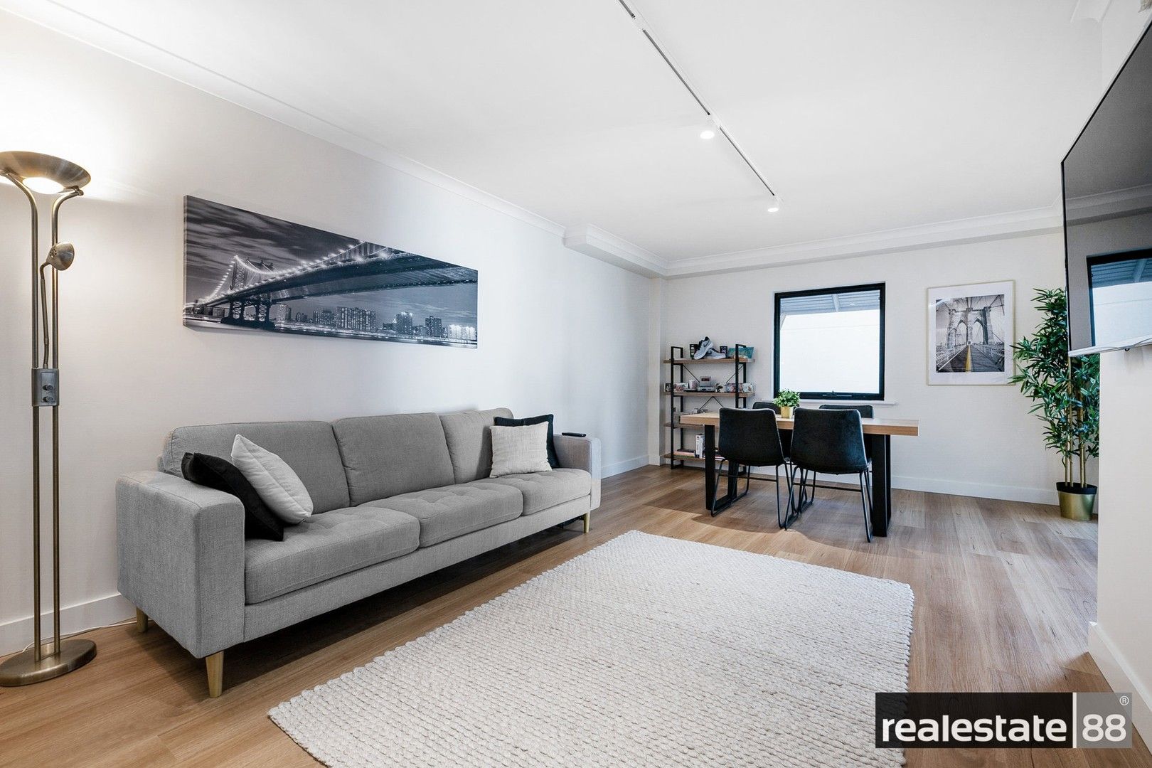 2 bedrooms Apartment / Unit / Flat in 13/273 Hay Street EAST PERTH WA, 6004