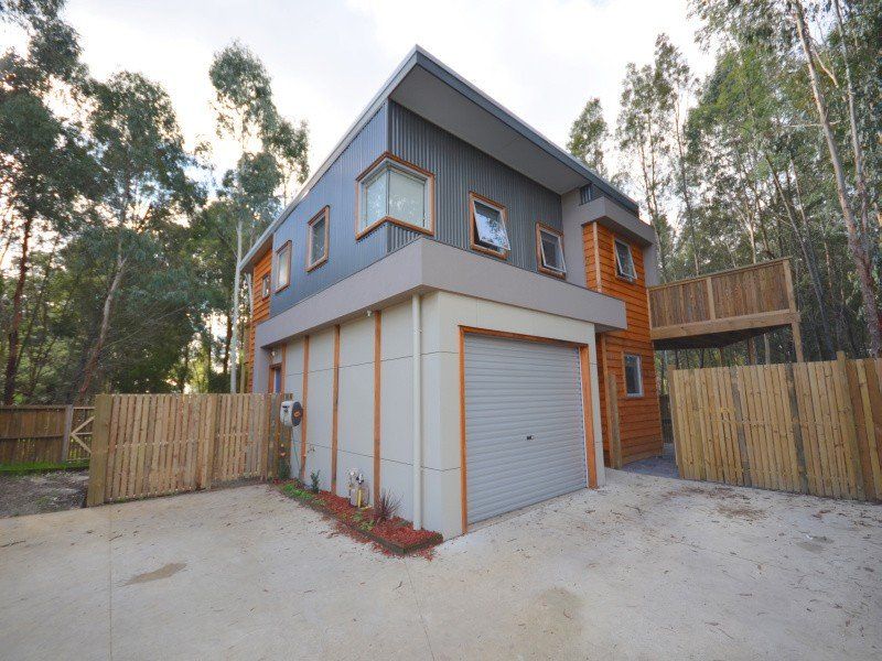 2 bedrooms House in 8/719 Geelong Road SOLDIERS HILL VIC, 3350