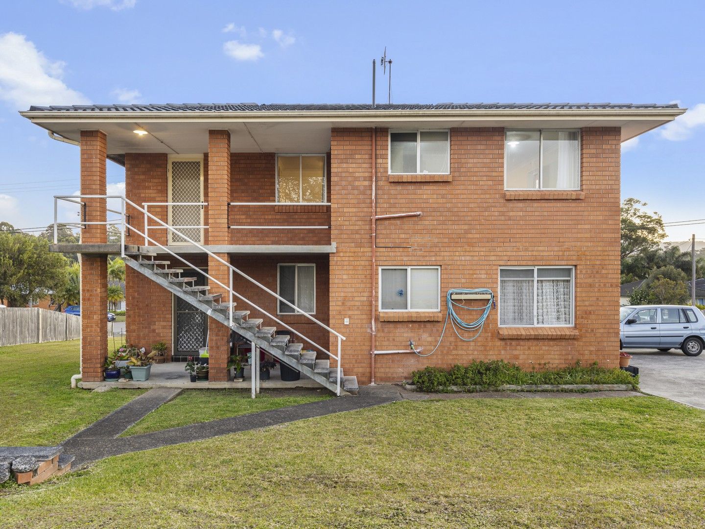3 bedrooms Apartment / Unit / Flat in 2/37 Thomas Mitchell Road KILLARNEY VALE NSW, 2261