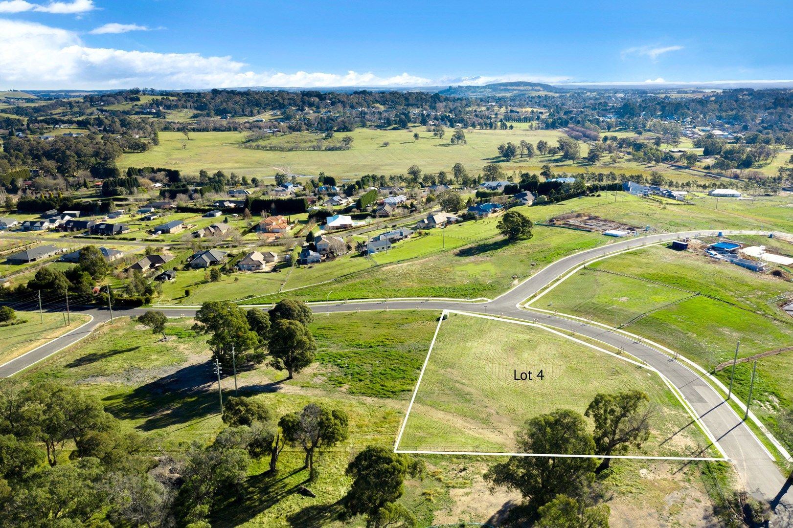 4/8 Brown Barrel Ridge, Moss Vale NSW 2577, Image 0