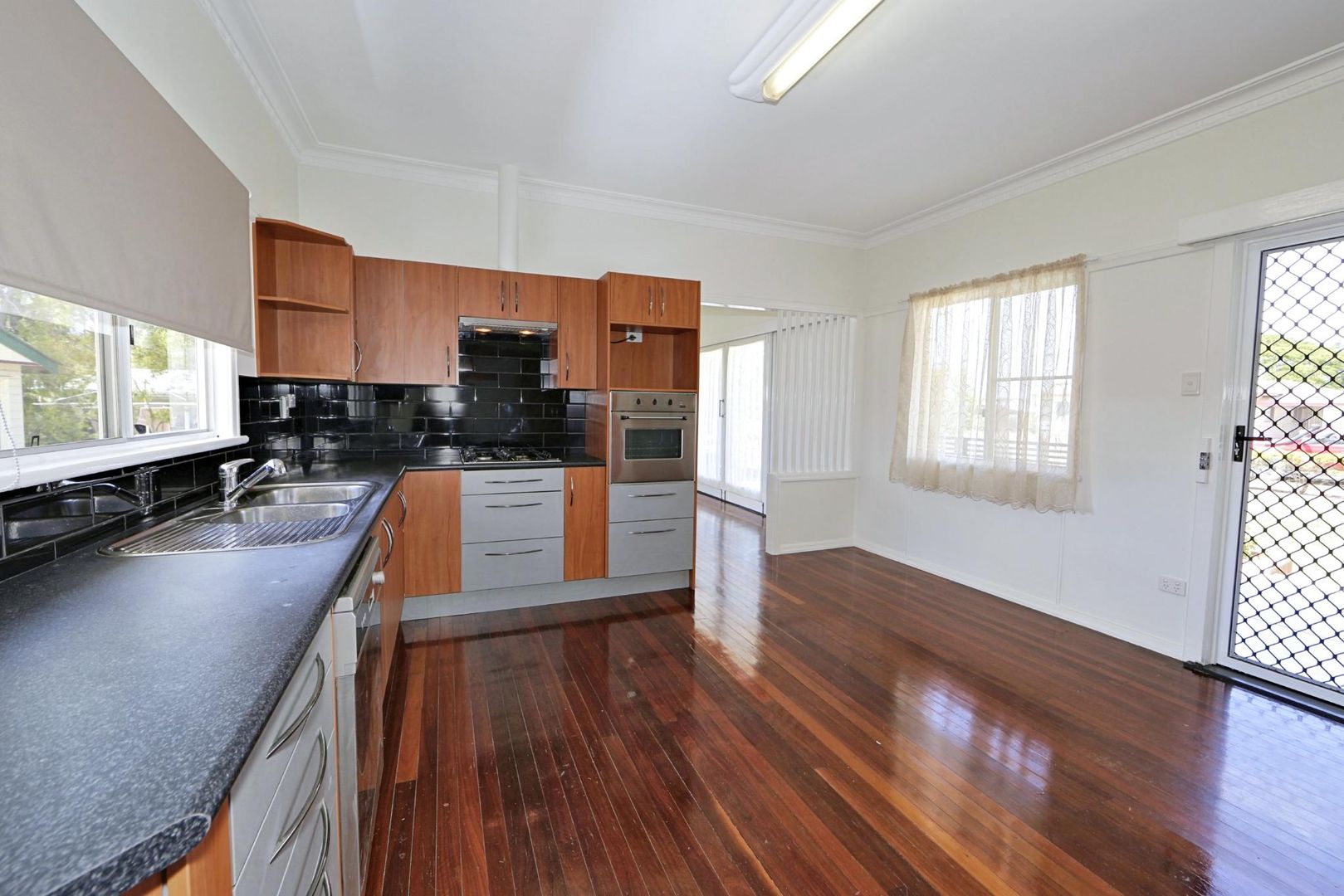 53 Tarakan Street, Svensson Heights QLD 4670, Image 2