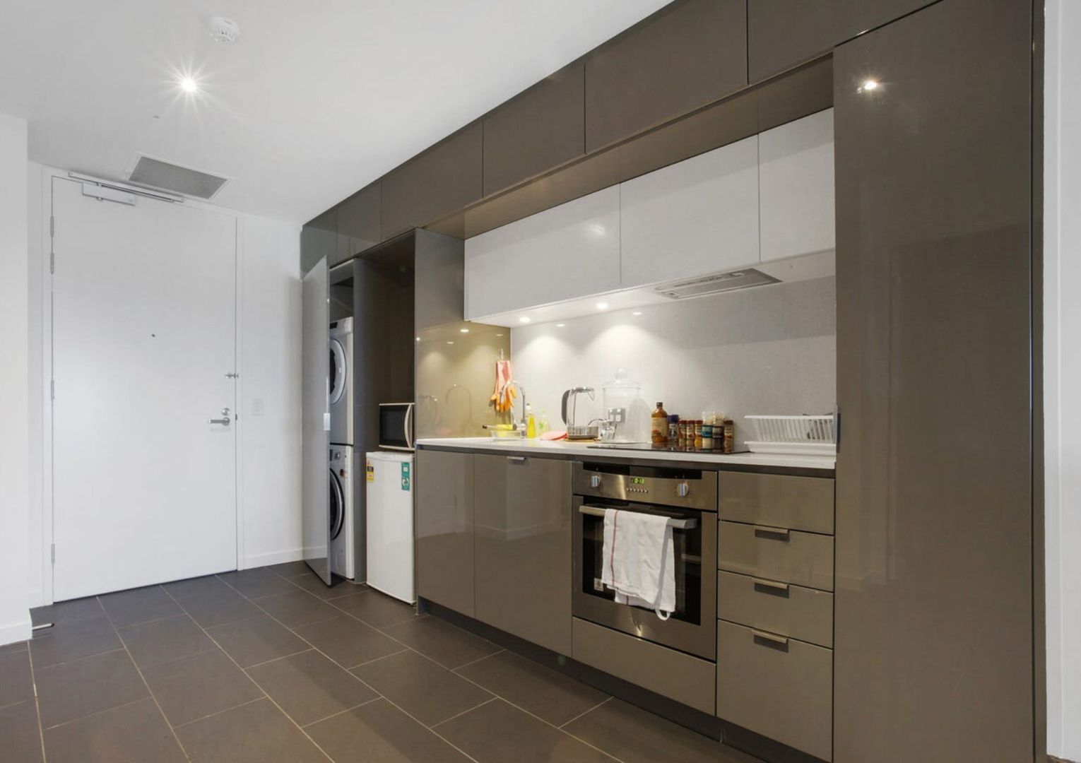 2 bedrooms Apartment / Unit / Flat in 2217/555 Swanston Street CARLTON VIC, 3053