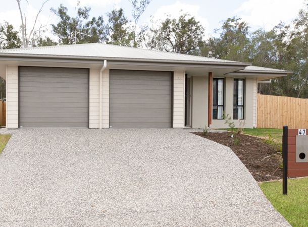 2/47 Arburry Crescent, Brassall QLD 4305