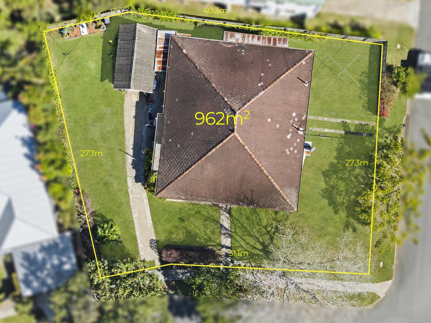 4 bedrooms Block of Units in 4 Tingal Road WYNNUM QLD, 4178