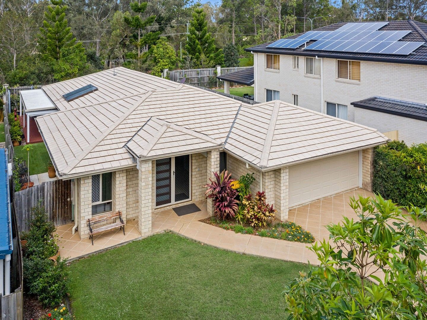4 bedrooms House in 27 Canopus Street BRIDGEMAN DOWNS QLD, 4035