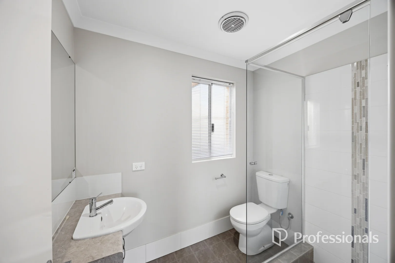 Additional image 10 of 6/5 Break O'Day Drive, Australind WA 6233