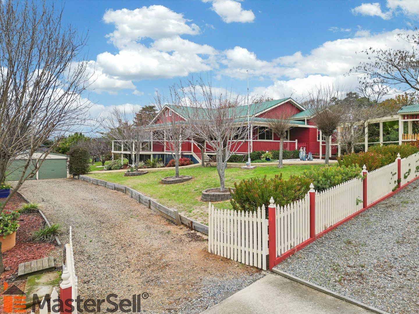 32 Luke Street, Gundagai NSW 2722, Image 2