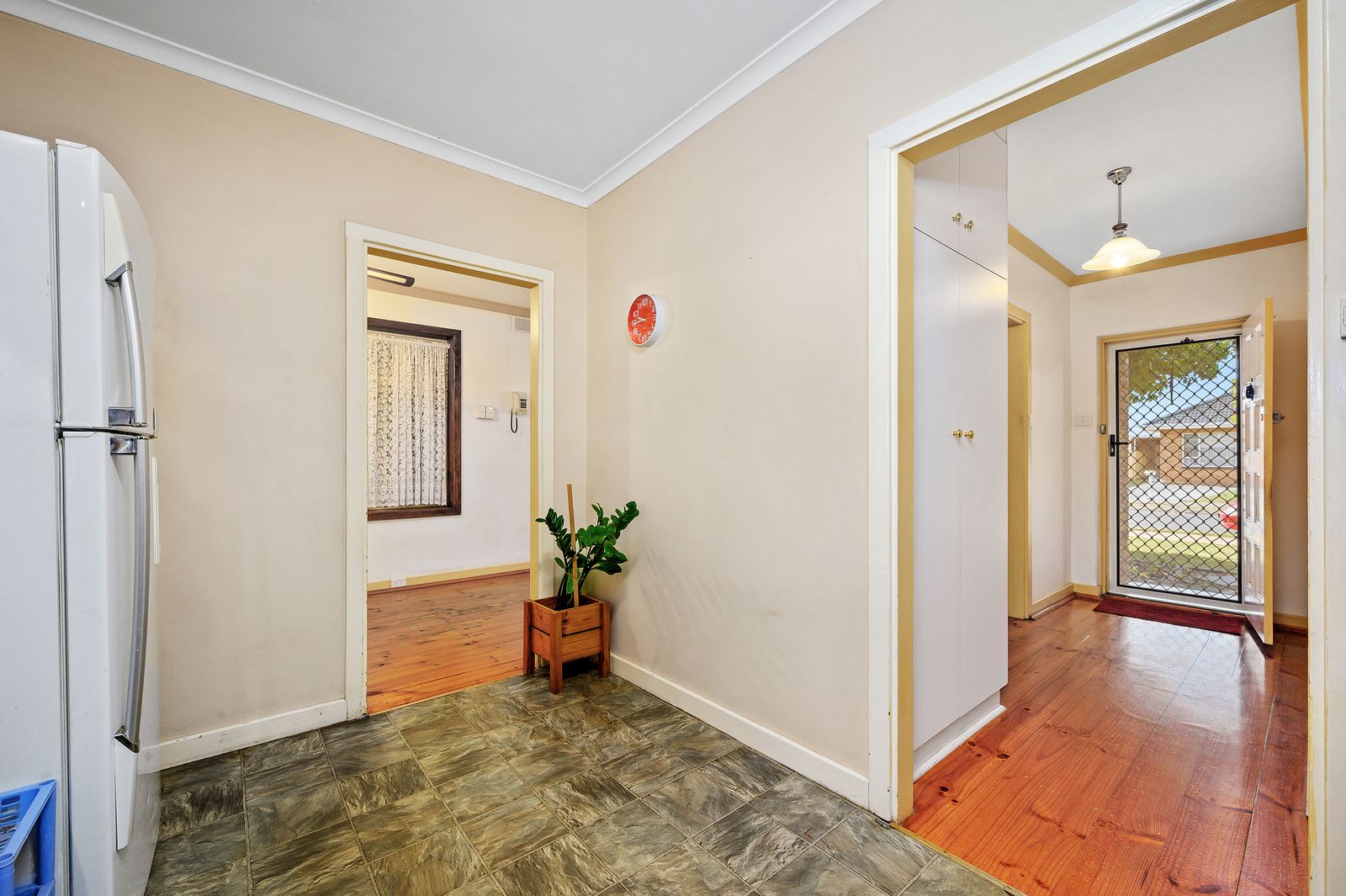 3 Montrose Street, Largs Bay SA 5016, Image 2