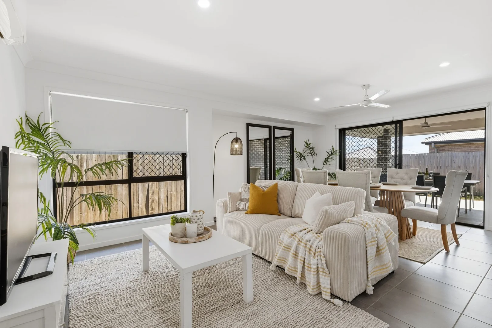 Additional image 3 of 10 Barratta Street, Spring Mountain QLD 4300