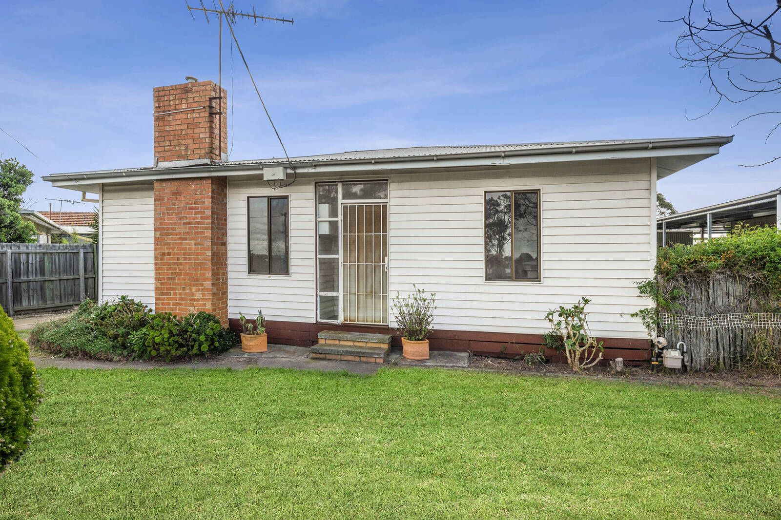 3 bedrooms House in 34 Talona Crescent CORIO VIC, 3214