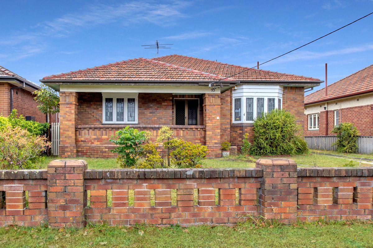 93 Gordon Avenue, Hamilton South NSW 2303, Image 1