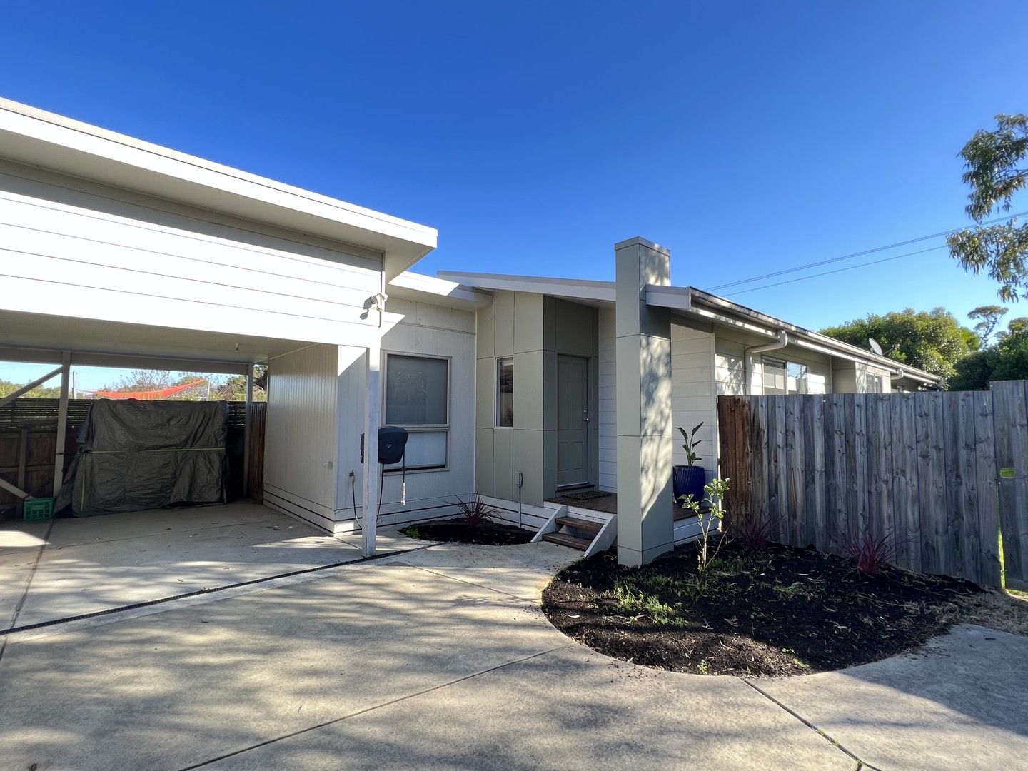 3 bedrooms House in 2/31 Tamara Crescent INVERLOCH VIC, 3996