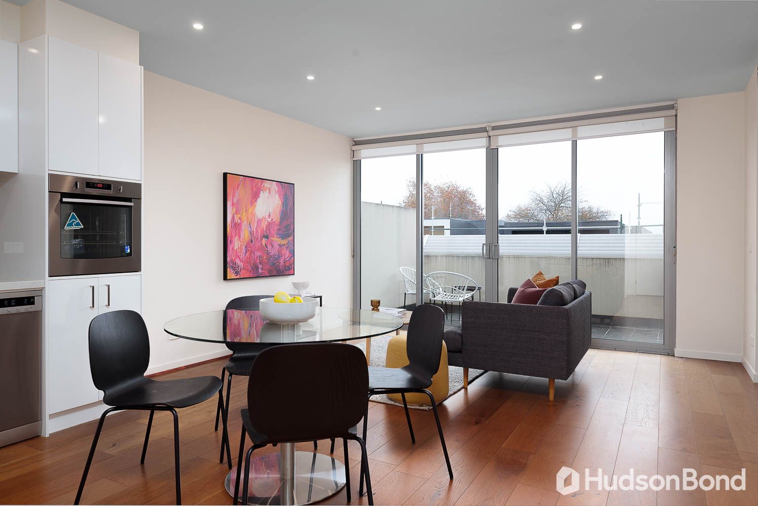 2 bedrooms Apartment / Unit / Flat in 103/927 Doncaster Road DONCASTER VIC, 3108