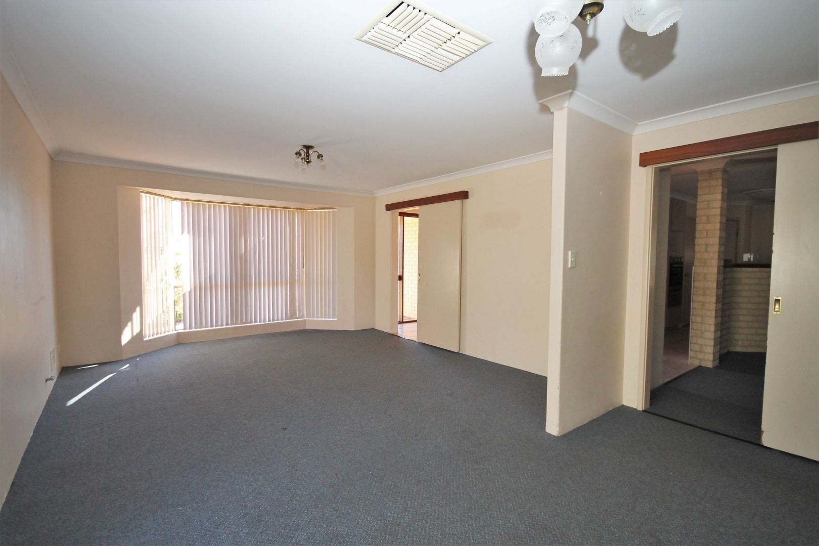 10 Irving Court, Australind WA 6233, Image 1