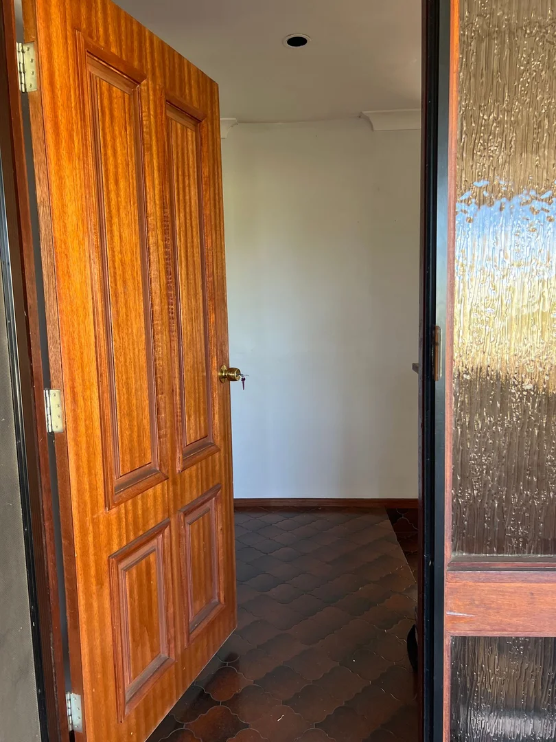 Additional image 6 of 140 Belmont Rd, Kenwick WA 6107