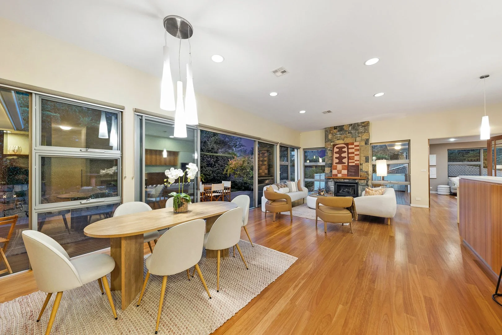 Additional image 45 of 10 Glossop Crescent, Campbell ACT 2612