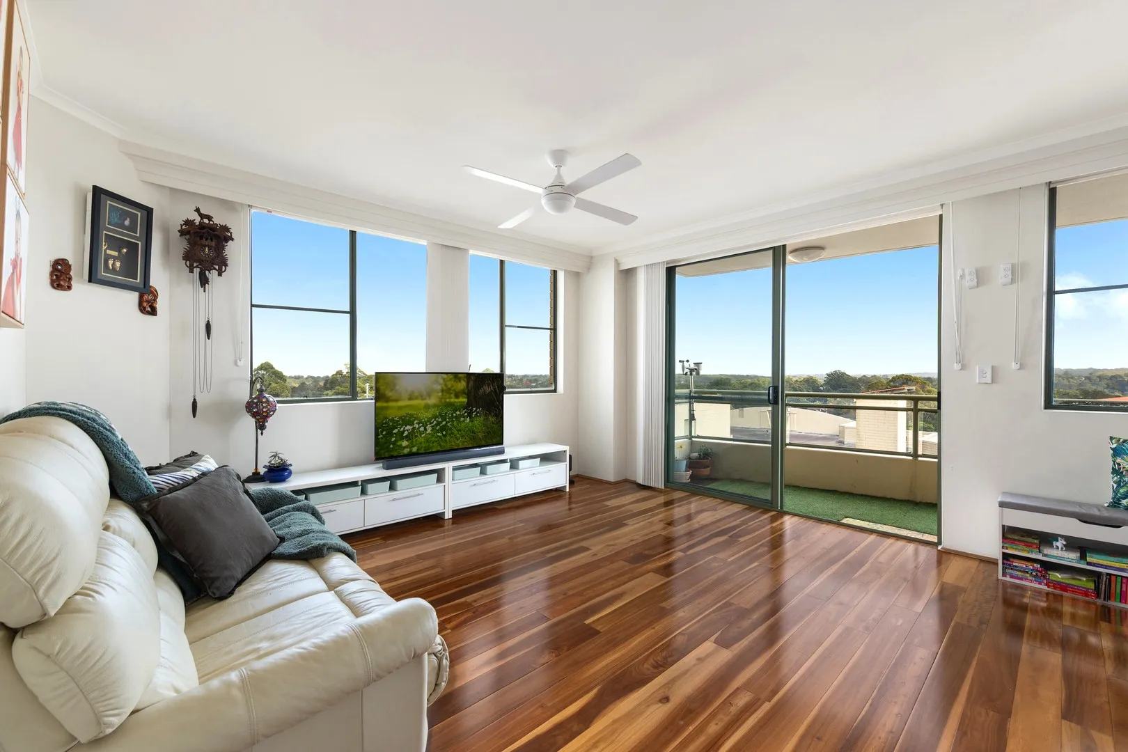 Elevated skyline living, resort-style facilities, walk anywhere convenience, Hornsby