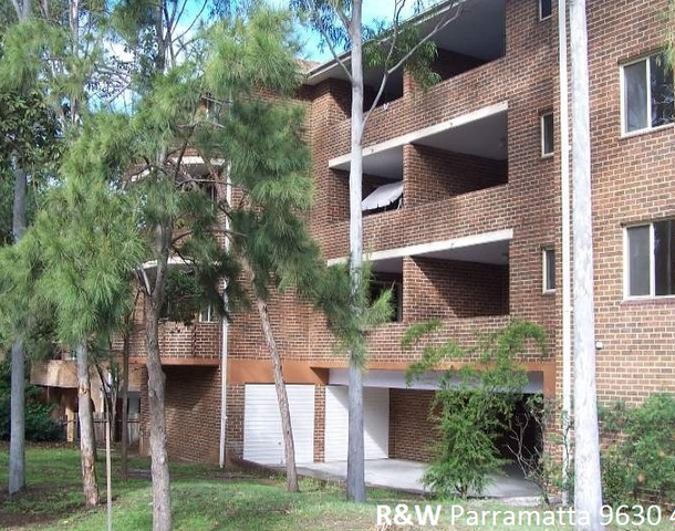 8/8 Queens Road, Westmead NSW 2145
