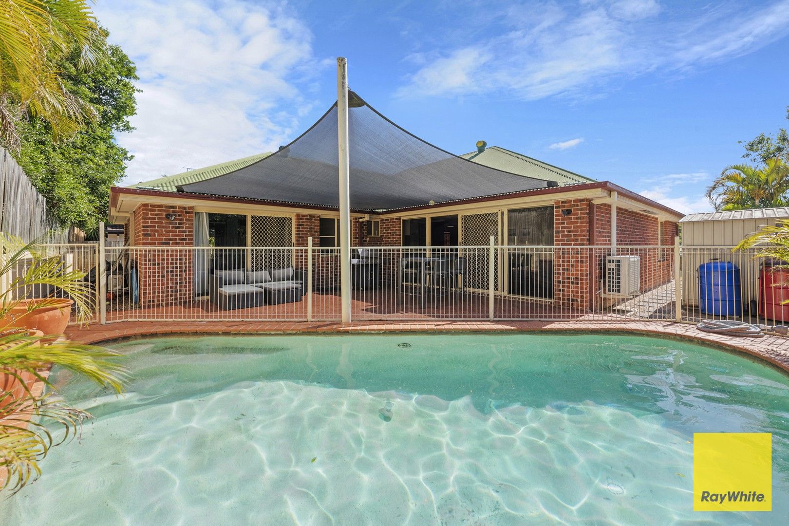 6 Engelmann Close, Carindale QLD 4152, Image 0