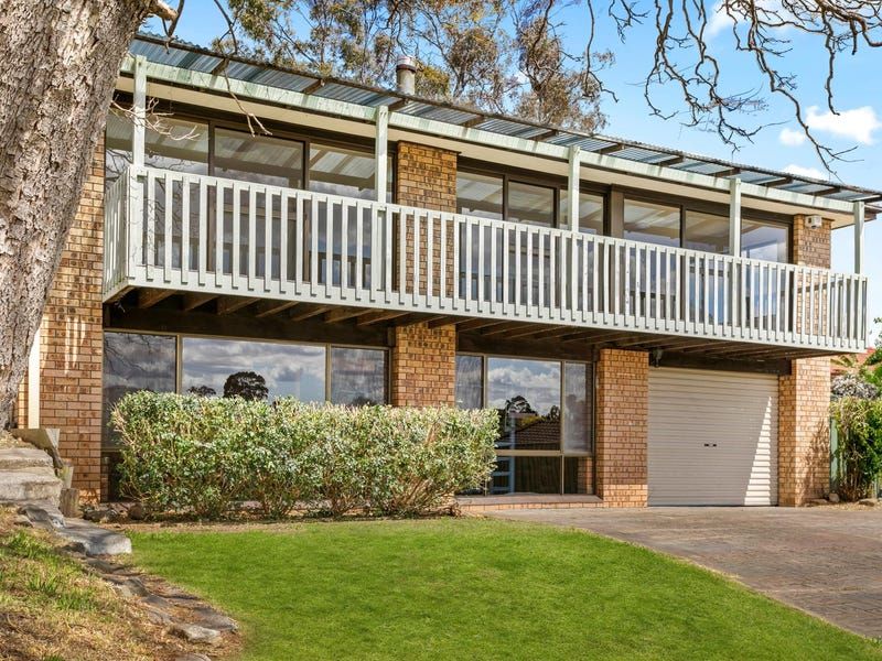 3 bedrooms House in 5 Philo Close ROSEMEADOW NSW, 2560