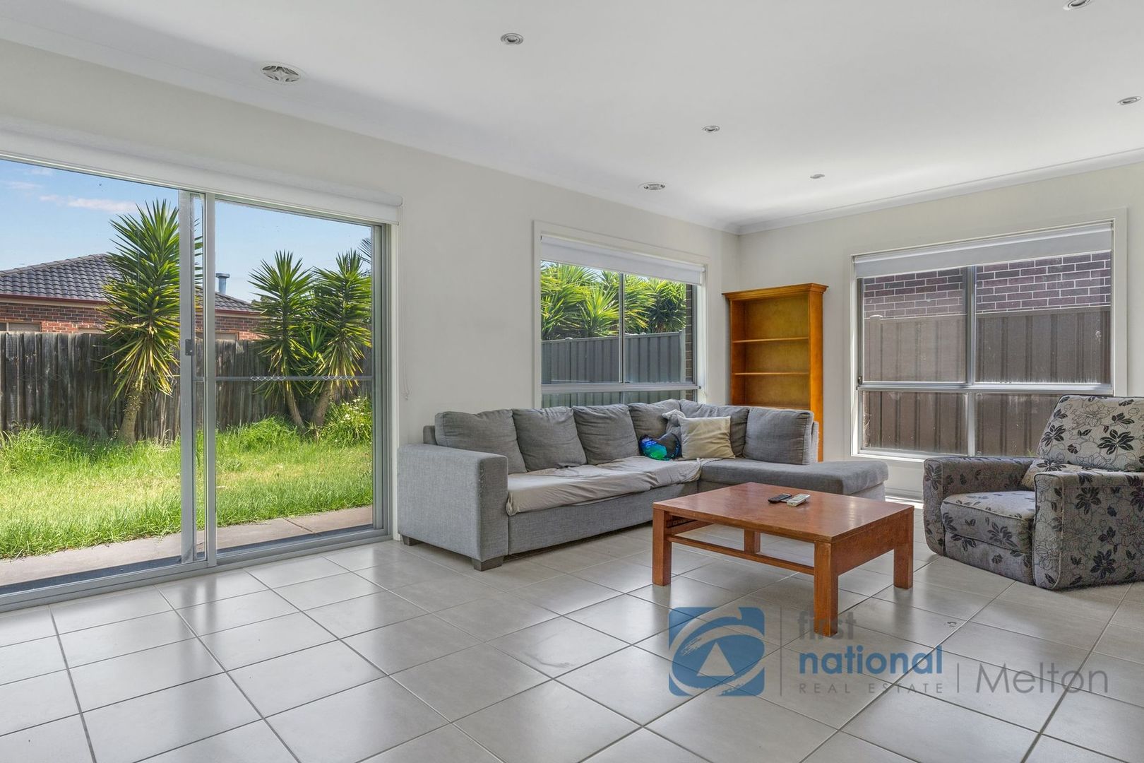 1/3 Claire Court, Kurunjang VIC 3337, Image 2