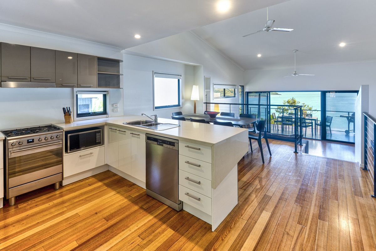 Shorelines 9/5 Acacia Drive, Hamilton Island QLD 4803, Image 1