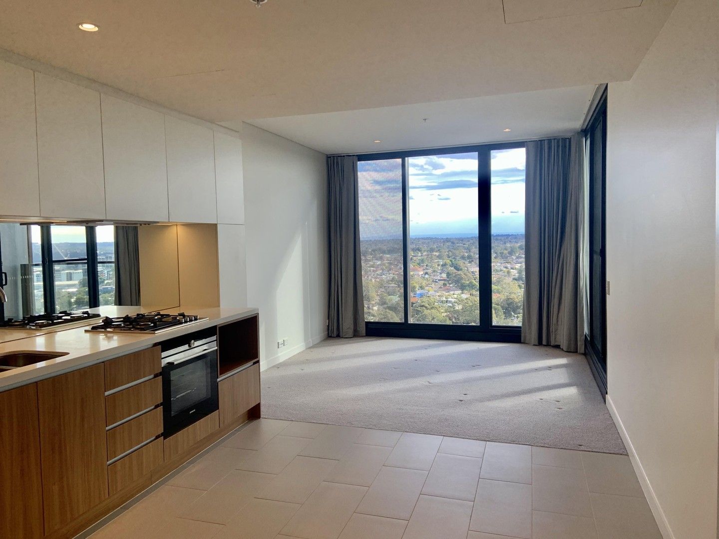 1 bedrooms Apartment / Unit / Flat in 2208/1 Network Place NORTH RYDE NSW, 2113