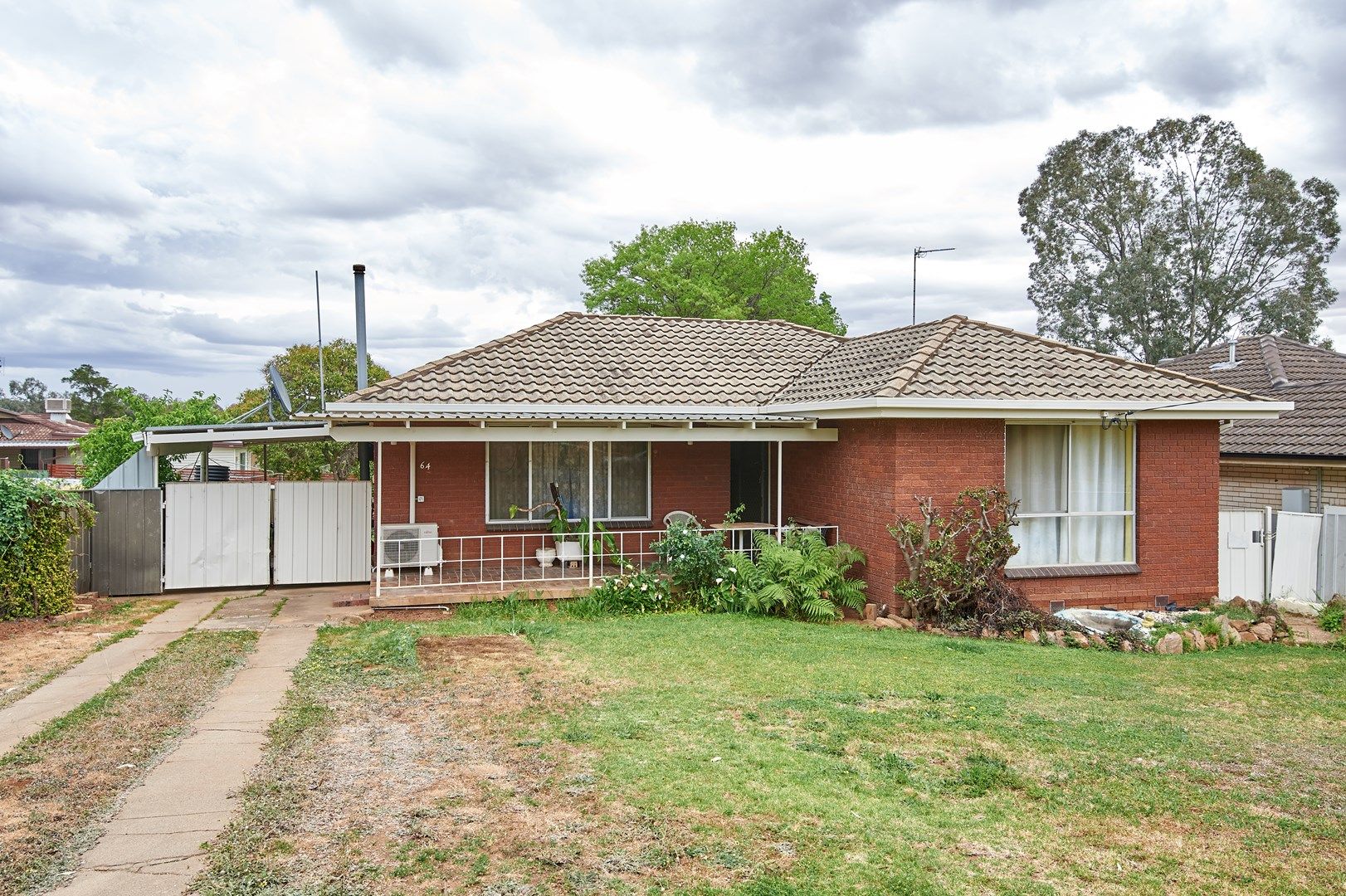 64 Tobruk Street, Wagga Wagga NSW 2650, Image 0