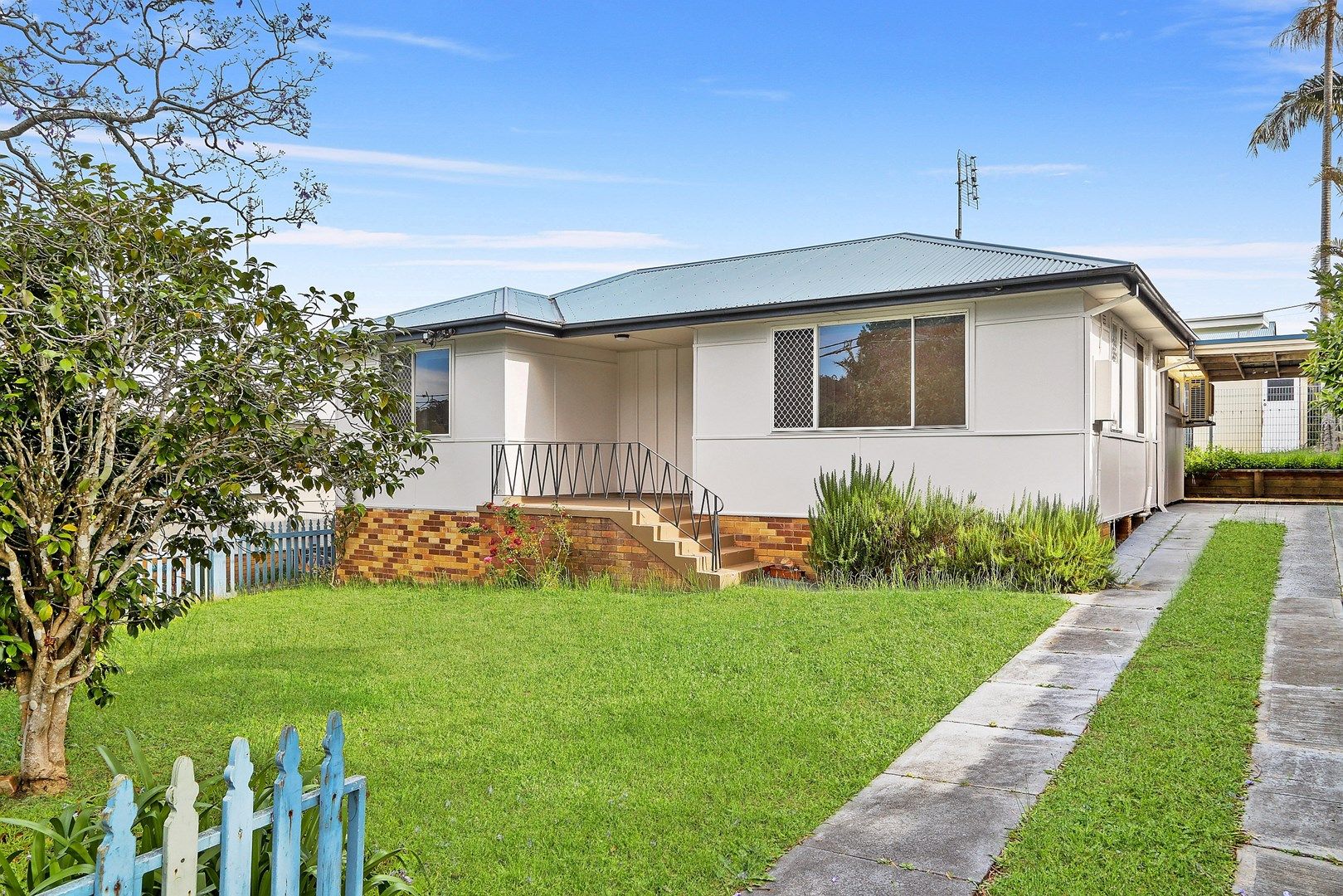 6 Cary Crescent, Springfield NSW 2250, Image 0