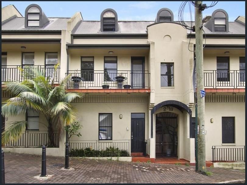 2 bedrooms Townhouse in 1/2-18 Newman St NEWTOWN NSW, 2042